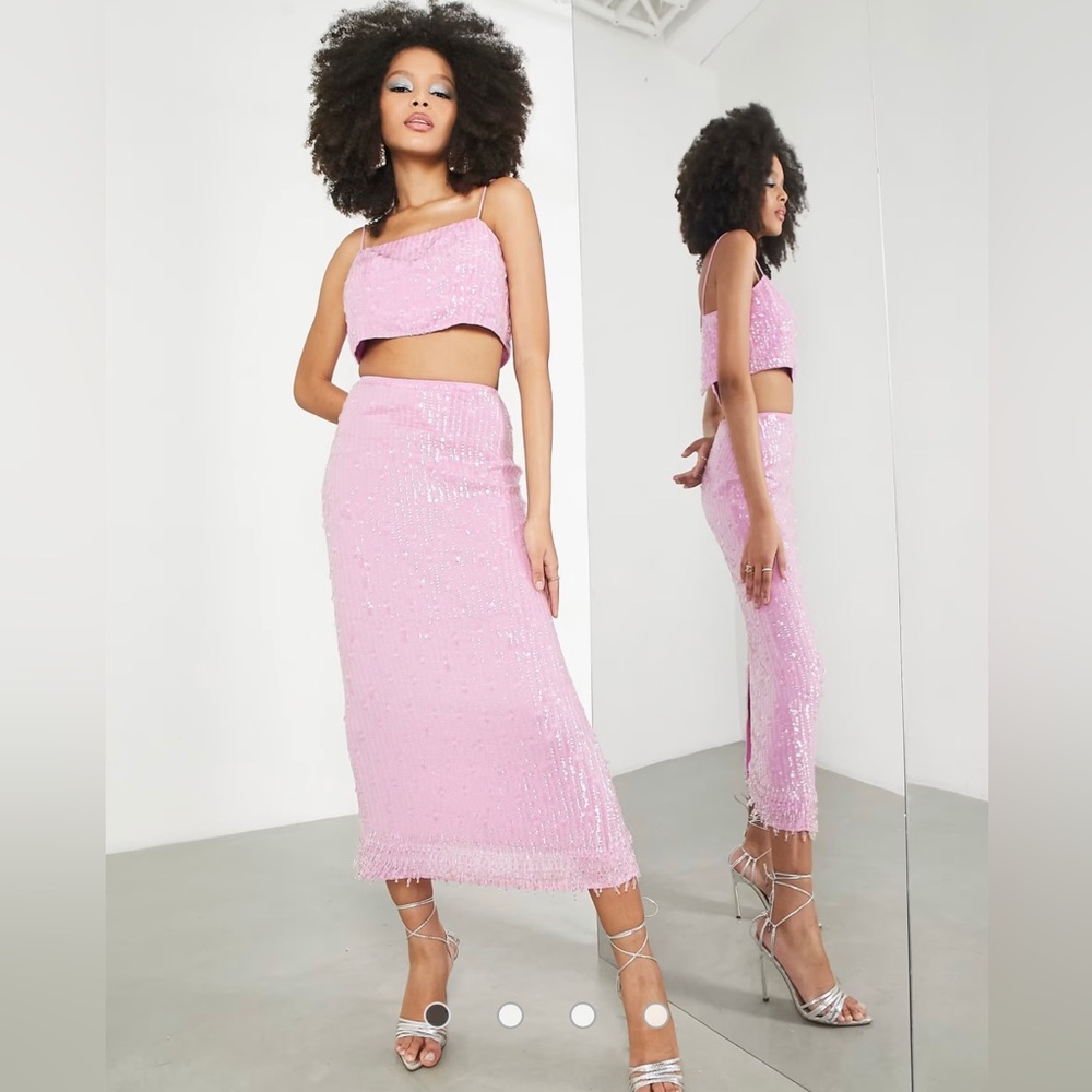 Sparkle in this elegant pink beaded skirt set! **brand new**